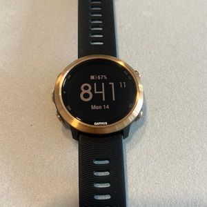Garmin 645 music
